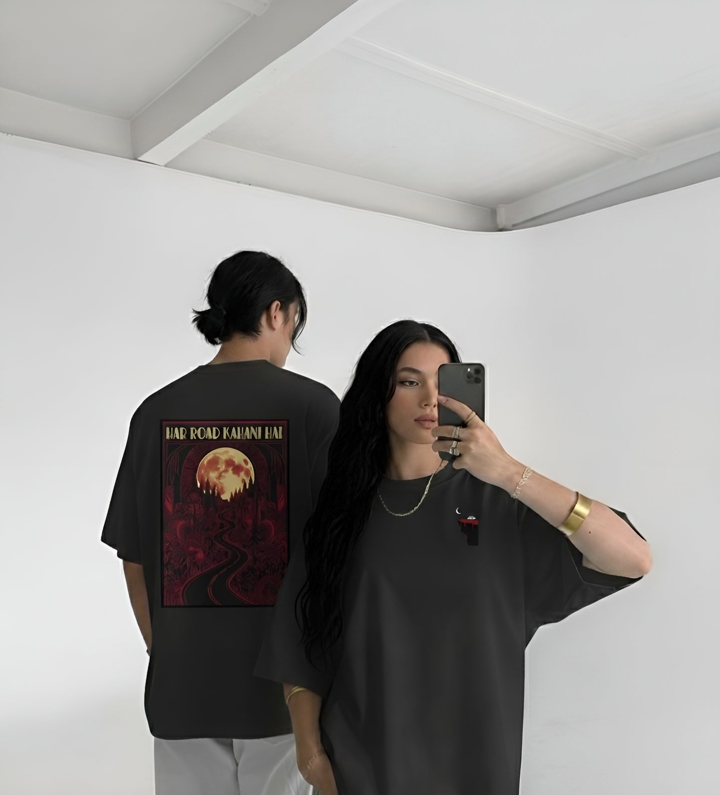 Travel Lover Oversized T-shirt – Har Road Kahani Hai